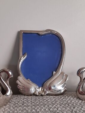Vintage Silver Plated Swan Picture Frame - Elegant Home Decor